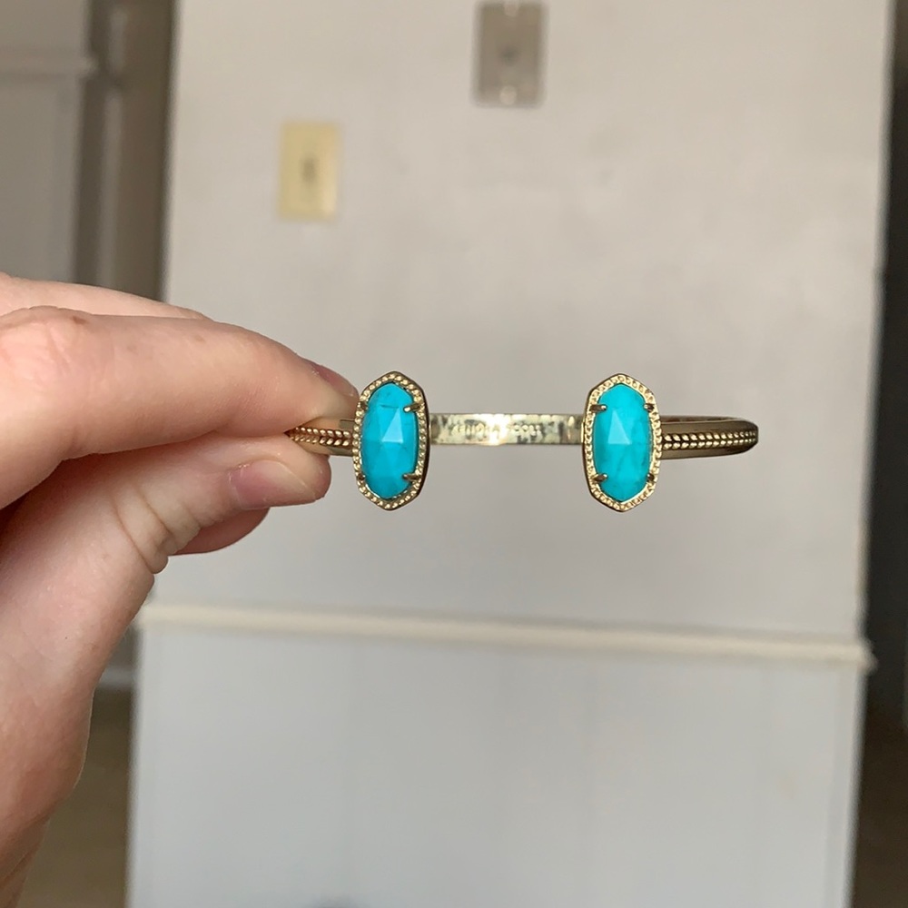 Kendra Scott bracelet